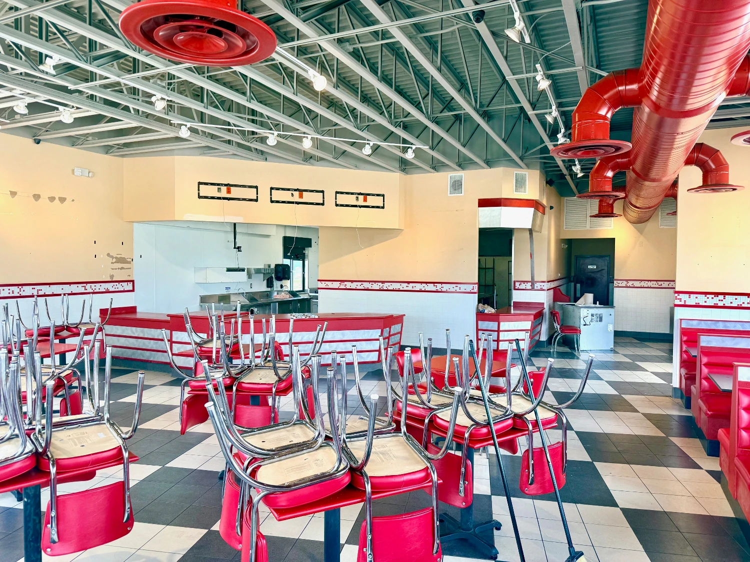 QSR Building For Sale or Lease