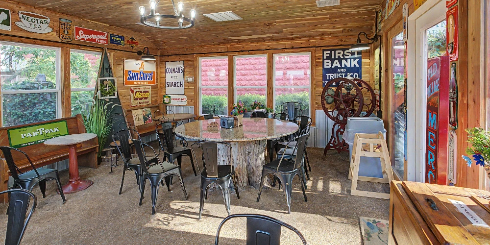 Old Village Mercantile & Hot Dog Shoppe