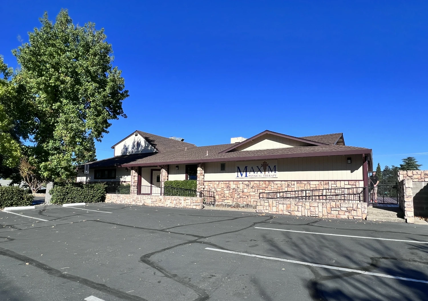 Maxim Physical Therapy Building