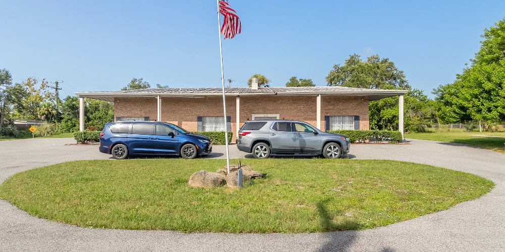 1036 Derbyshire Rd, Ormond Beach, FL for sale