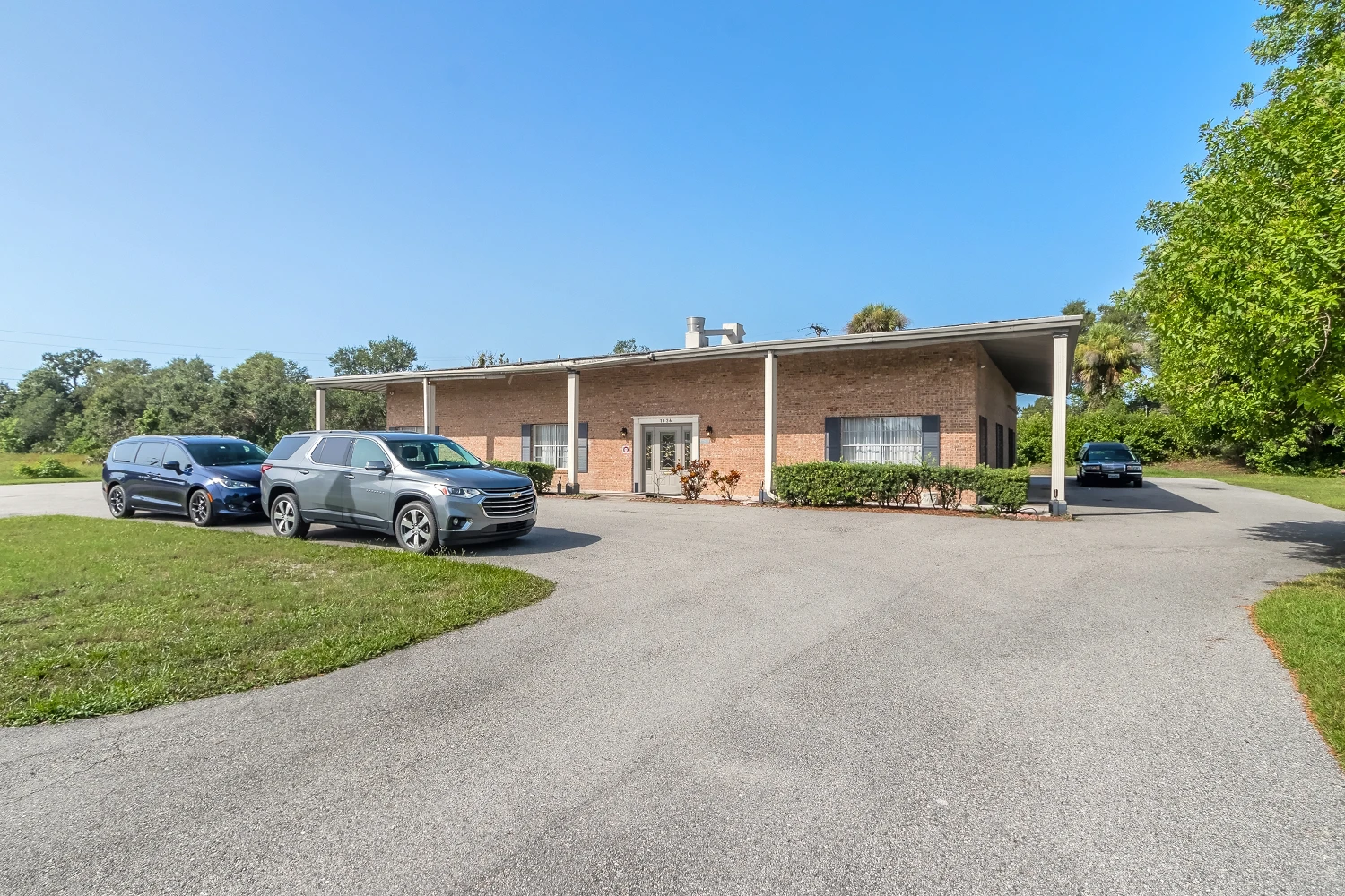 1036 Derbyshire Rd, Ormond Beach, FL for sale