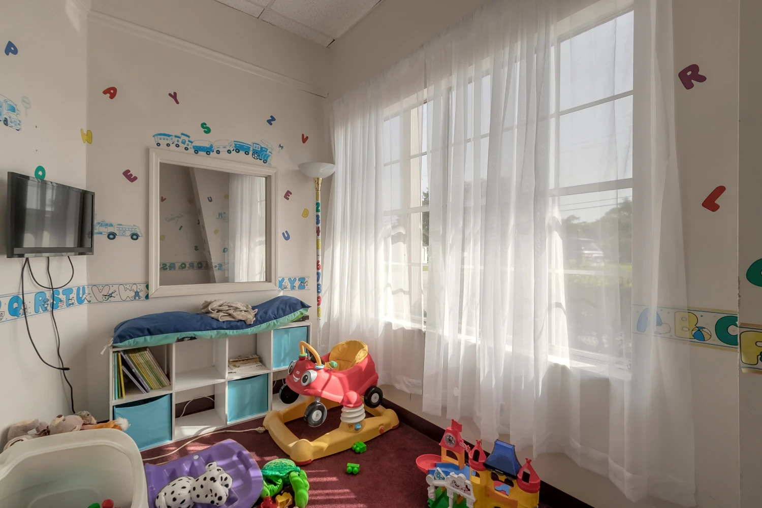 1036 Derbyshire Rd, Ormond Beach, FL for sale