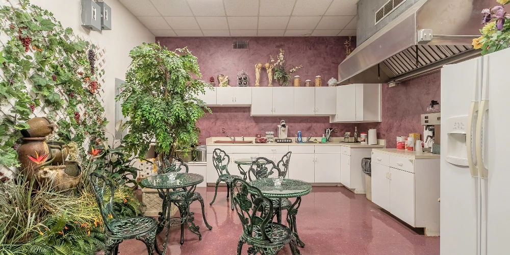 1036 Derbyshire Rd, Ormond Beach, FL for sale