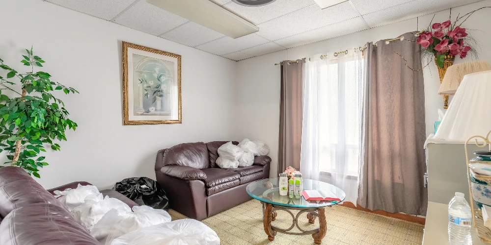 54 S Ridgewood Ave