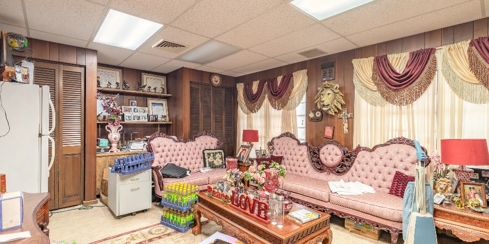 54 S Ridgewood Ave