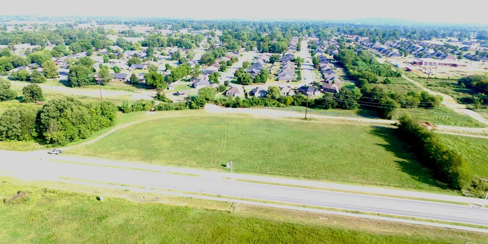 6.39 ACRES AT 3602 W. EMMA, SPRINGDALE, AR