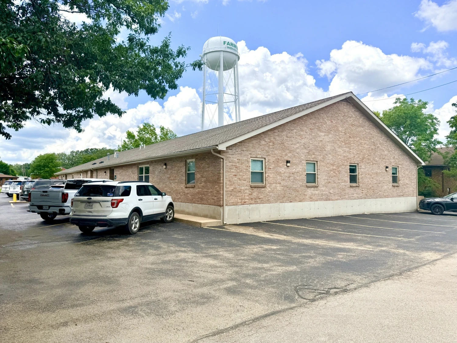 806-820 Progress Dr, Farmington, MO for sale