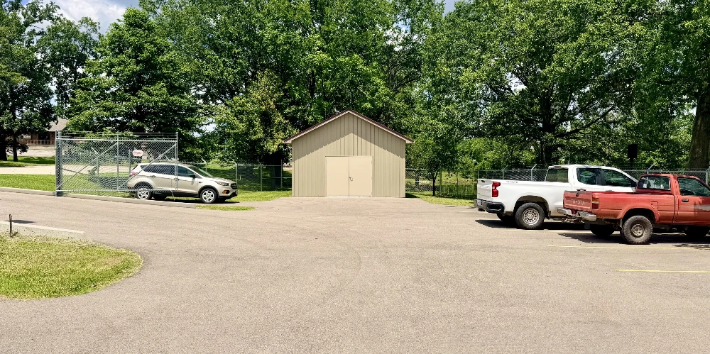 806-820 Progress Dr, Farmington, MO for sale