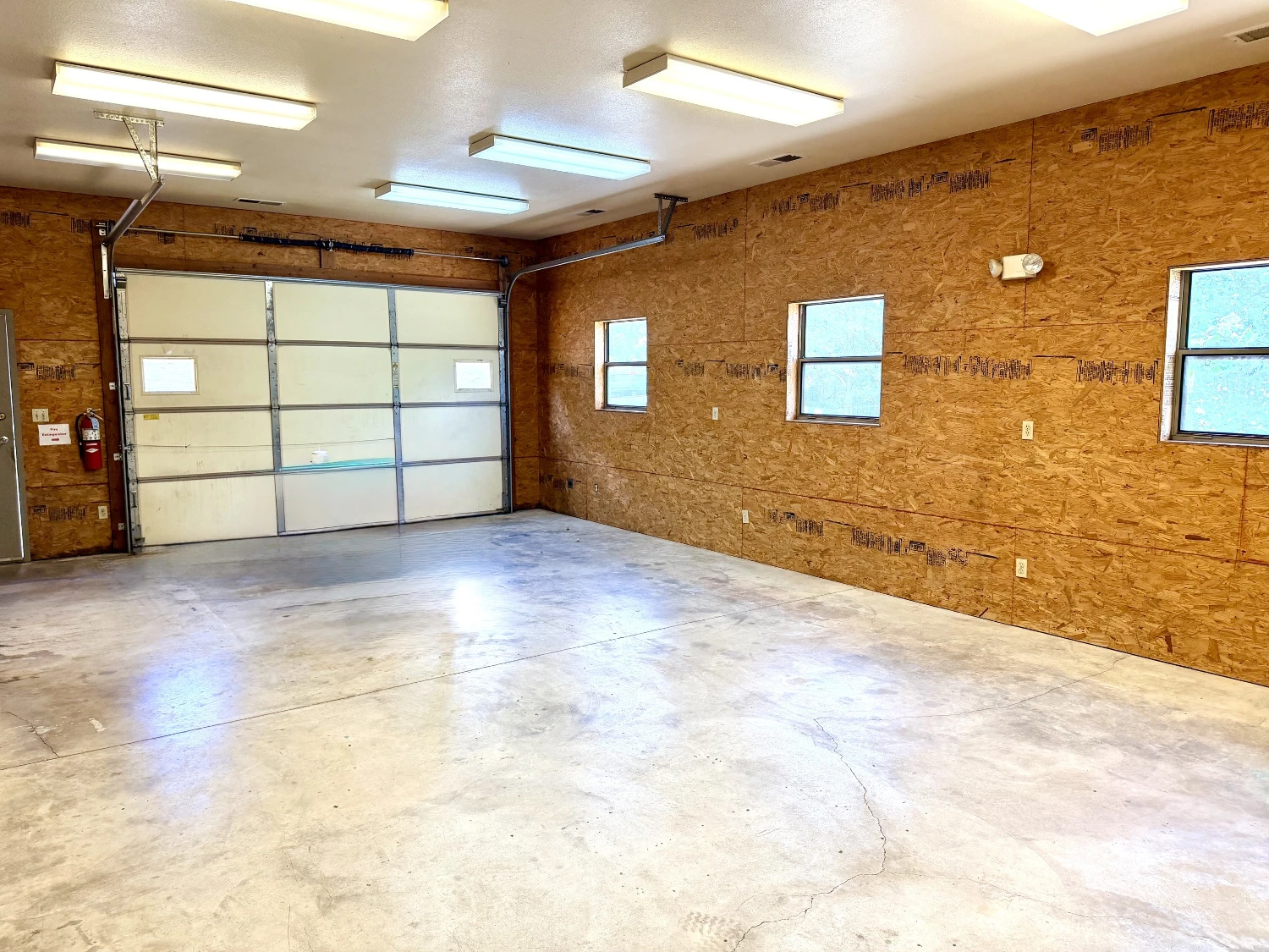 806-820 Progress Dr, Farmington, MO for sale