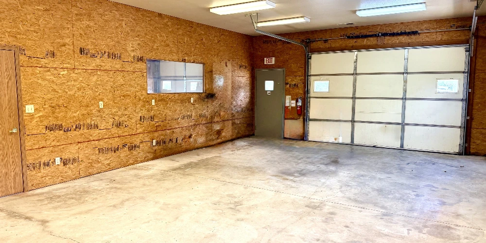 806-820 Progress Dr, Farmington, MO for sale