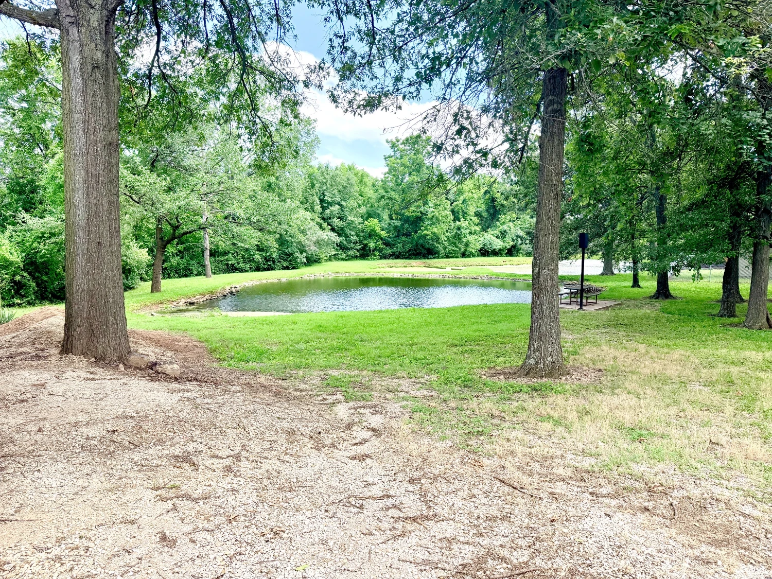 806-820 Progress Dr, Farmington, MO for sale
