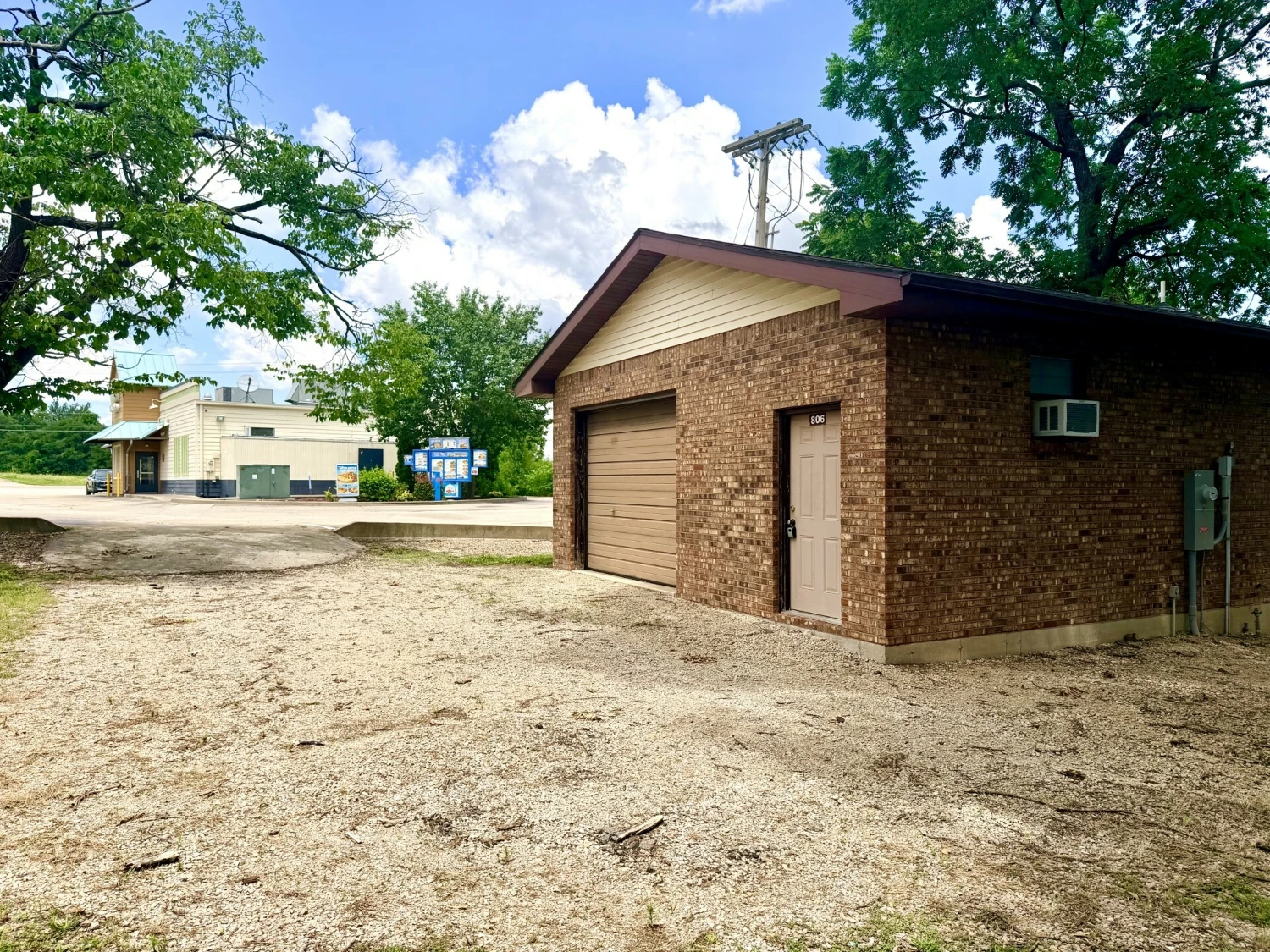 806-820 Progress Dr, Farmington, MO for sale