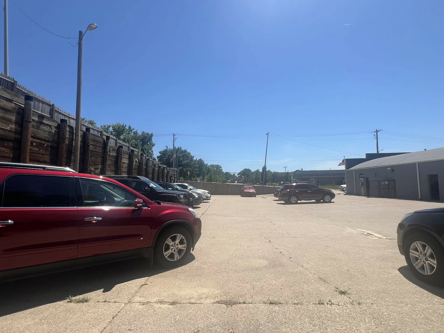 72nd Blondo Retail