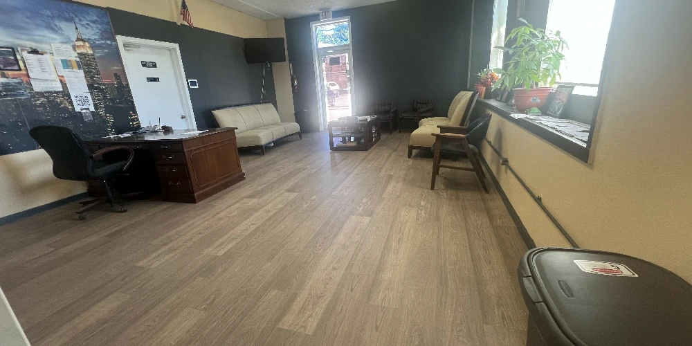 72nd Blondo Retail