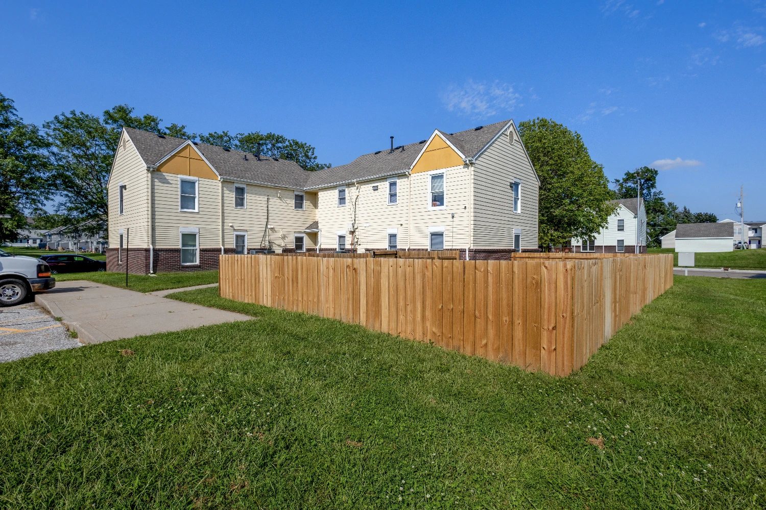 Grace Plaza Apartments