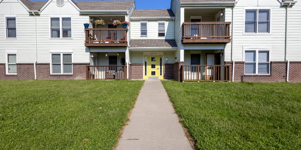 Grace Plaza Apartments
