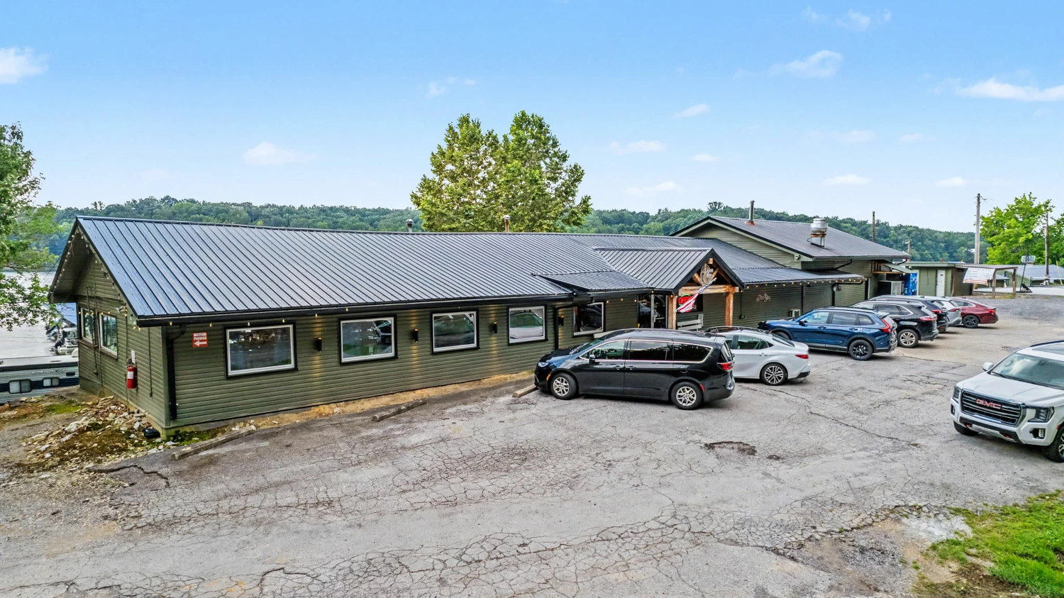 Moon River Marina 