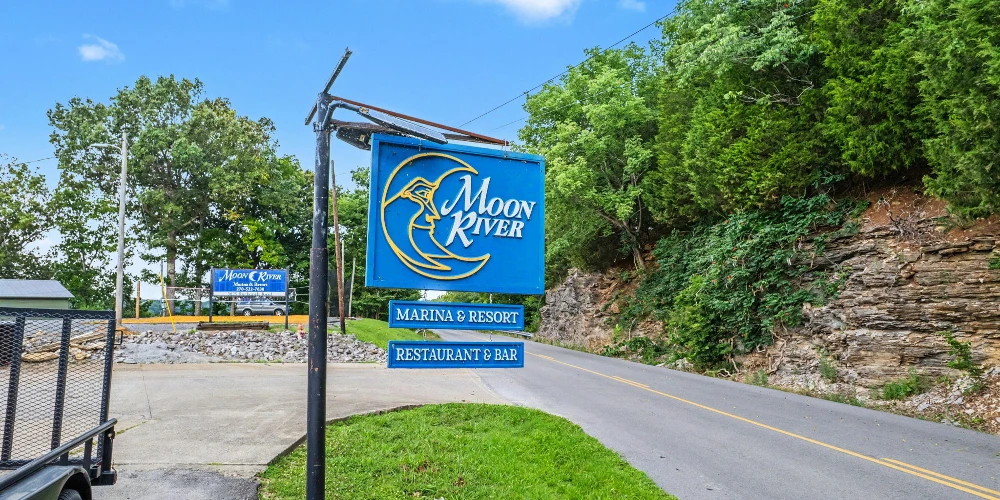 Moon River Marina 
