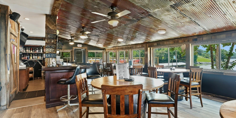 Moon River Marina 