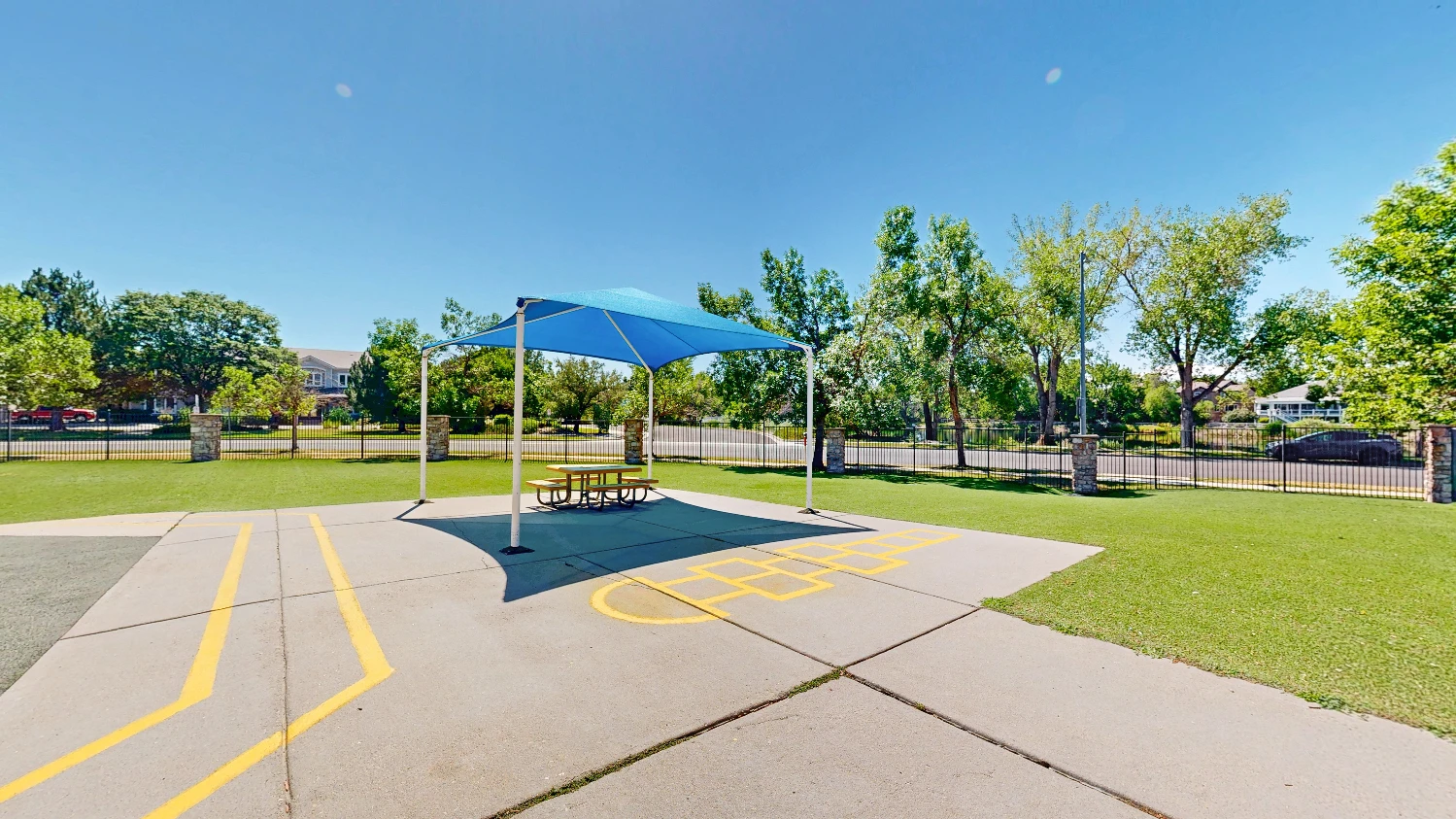14449 W 63rd Pl, Arvada, CO for sale