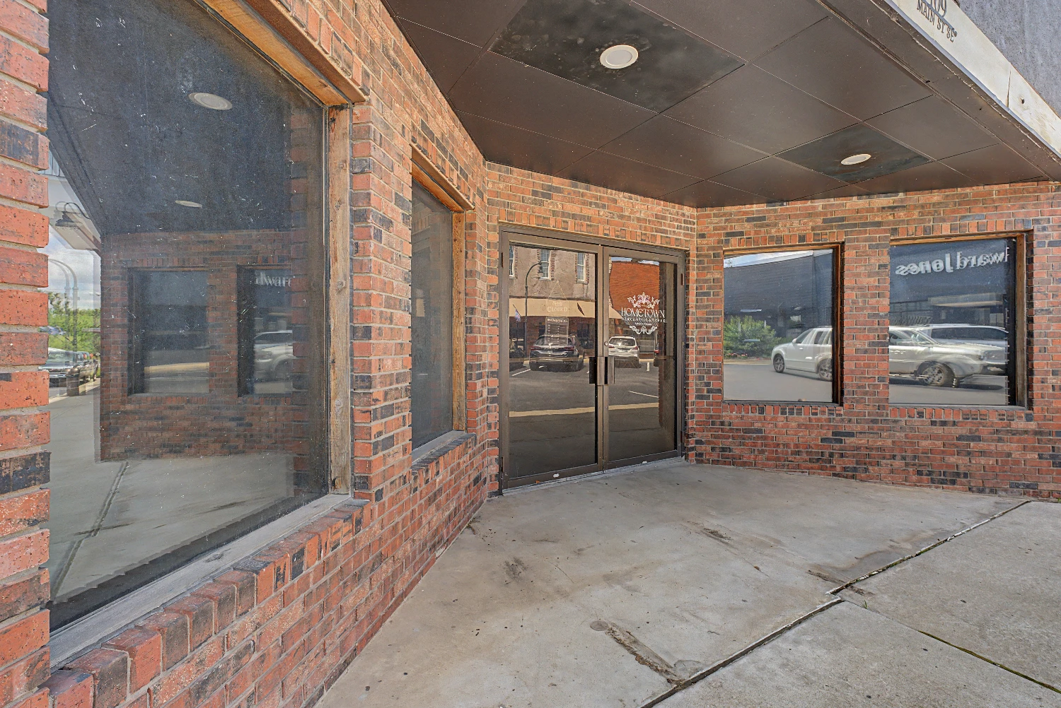 109 Main St SE, Gravette, AR for sale
