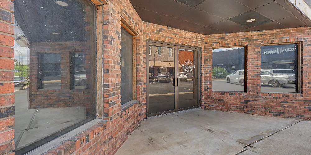 109 Main St SE, Gravette, AR for sale
