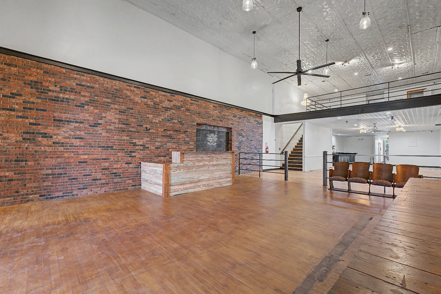 109 Main St SE, Gravette, AR for sale