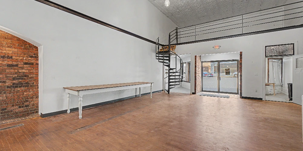 109 Main St SE, Gravette, AR for sale
