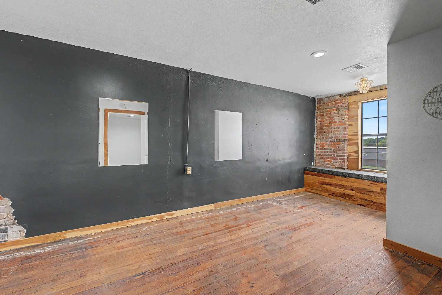109 Main St SE, Gravette, AR for sale