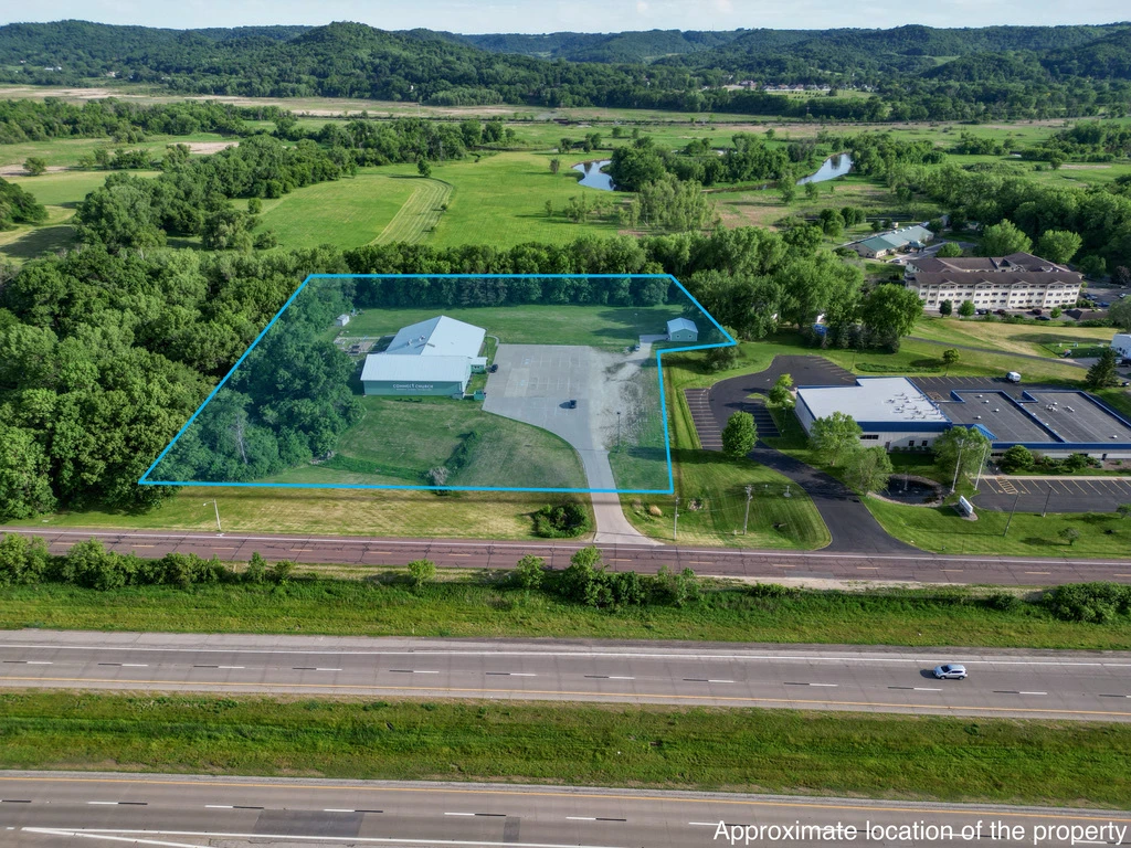 3340 South Kinney Coulee Road, Onalaska, WI for sale