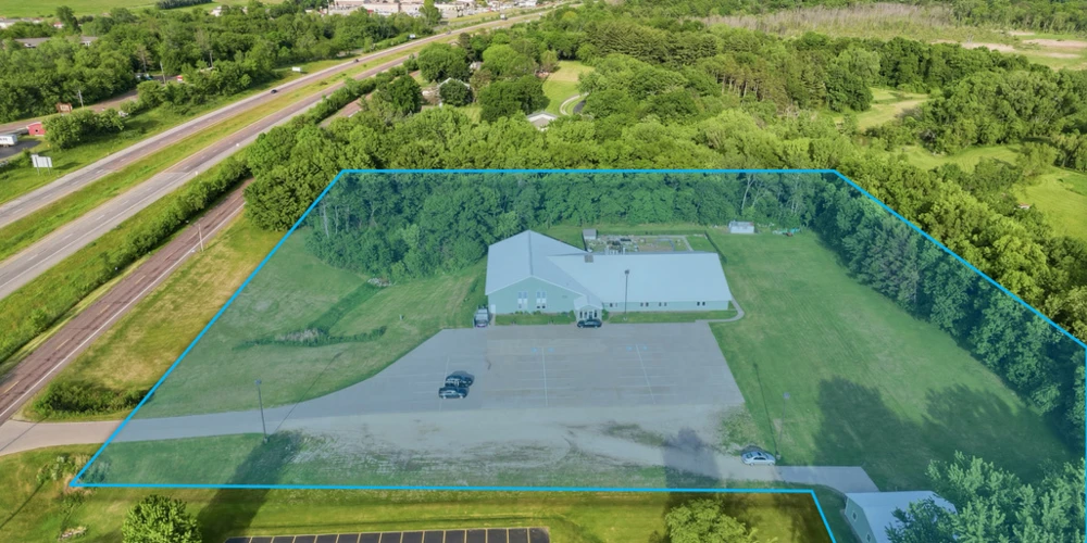 3340 South Kinney Coulee Road, Onalaska, WI for sale