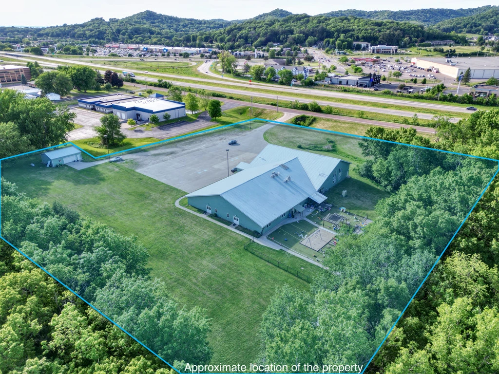 3340 South Kinney Coulee Road, Onalaska, WI for sale