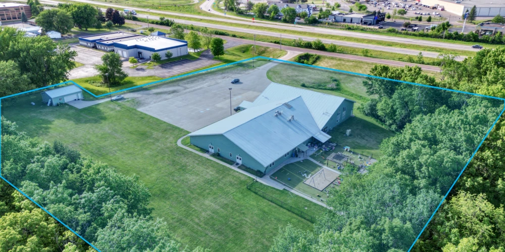3340 South Kinney Coulee Road, Onalaska, WI for sale