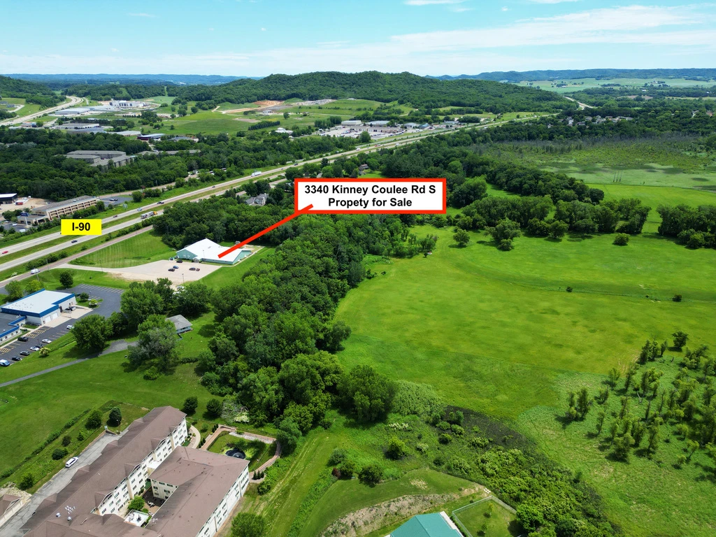 3340 South Kinney Coulee Road, Onalaska, WI for sale