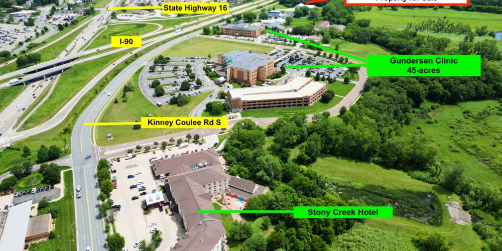 3340 South Kinney Coulee Road, Onalaska, WI for sale