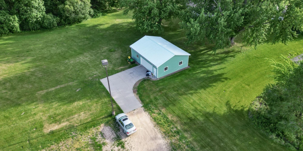 3340 South Kinney Coulee Road, Onalaska, WI for sale