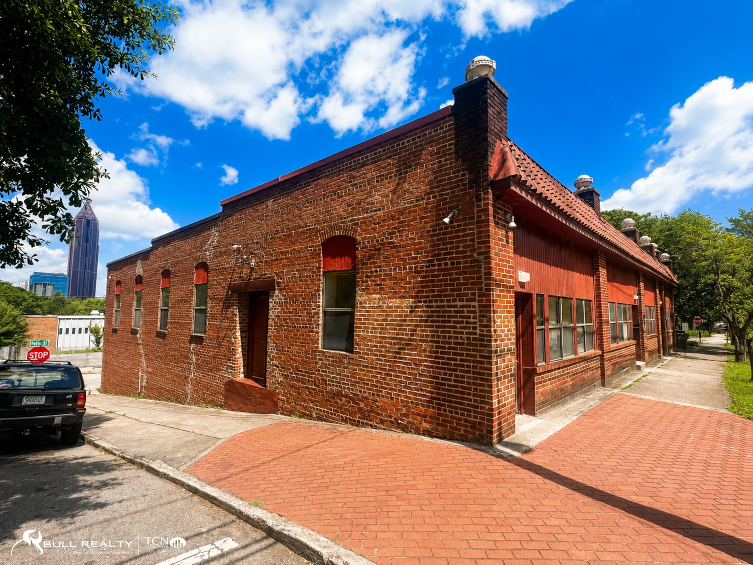 Unique Triplex in O4W Neighborhood (Atlanta)