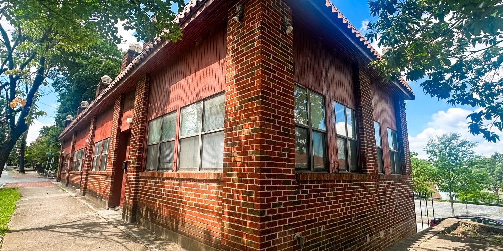 Unique Triplex in O4W Neighborhood (Atlanta)