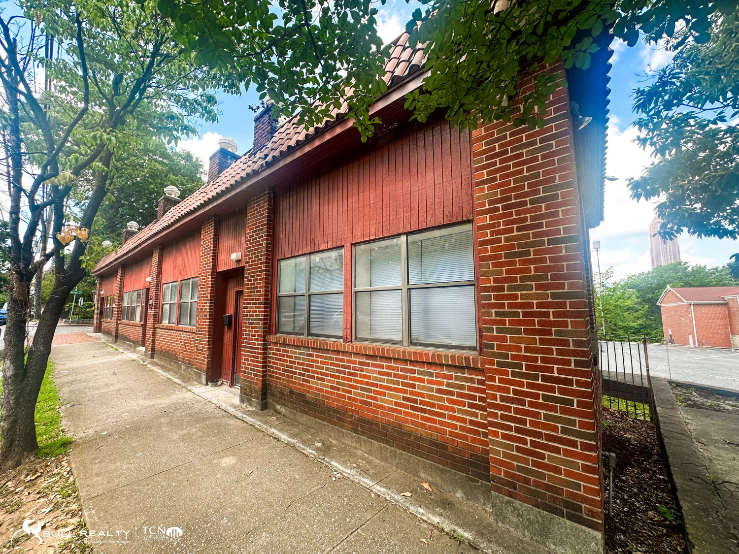 Unique Triplex in O4W Neighborhood (Atlanta)