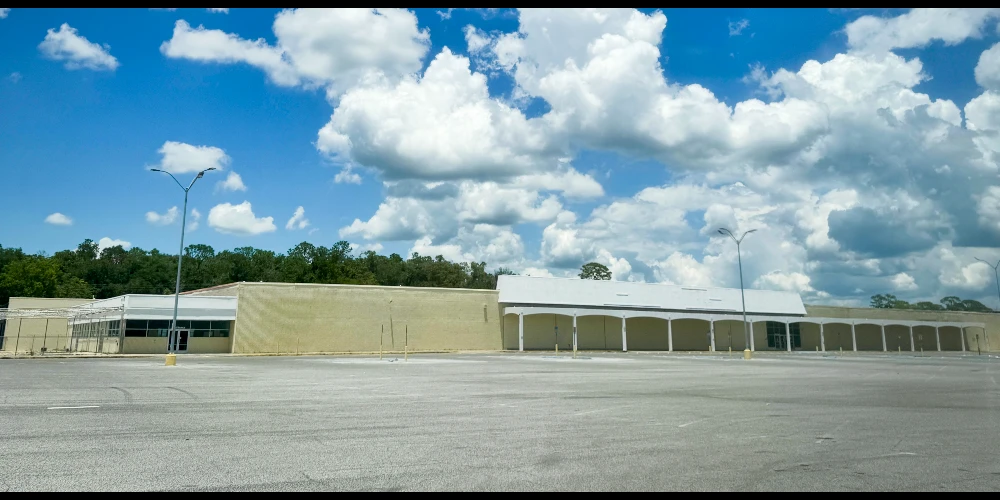 3711 East Silver Springs Boulevard, Ocala, FL for sale