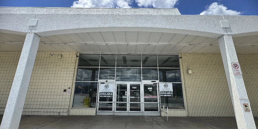 3711 East Silver Springs Boulevard, Ocala, FL for sale