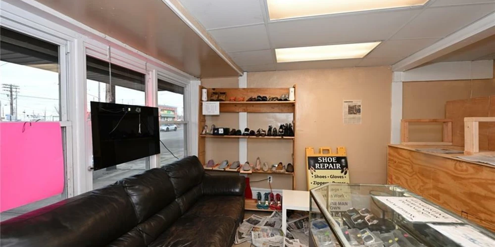 Excellent Income Producing, Turnkey Mixed Use Property