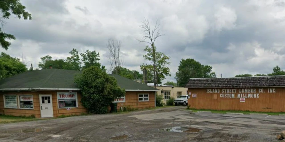 11 Felton St - 1.6+/- up to 2.5+/- Acres