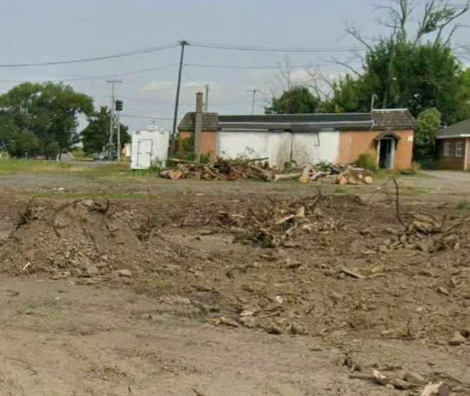 11 Felton St - 1.6+/- up to 2.5+/- Acres