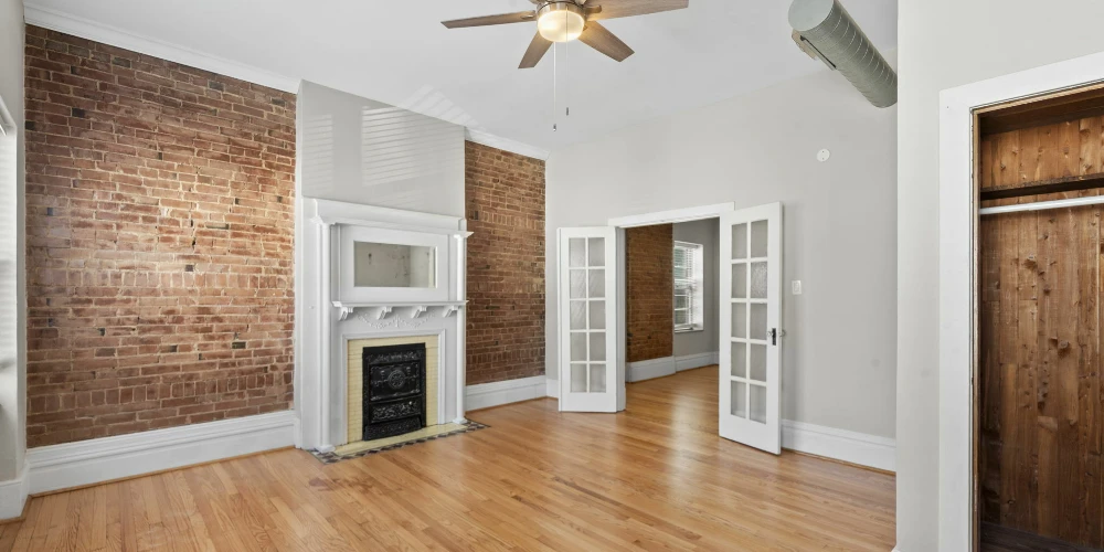 2700 Macklind Ave, Saint Louis, MO for sale