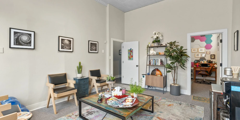2700 Macklind Ave, Saint Louis, MO for sale