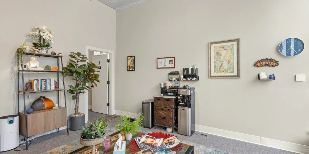 2700 Macklind Ave, Saint Louis, MO for sale