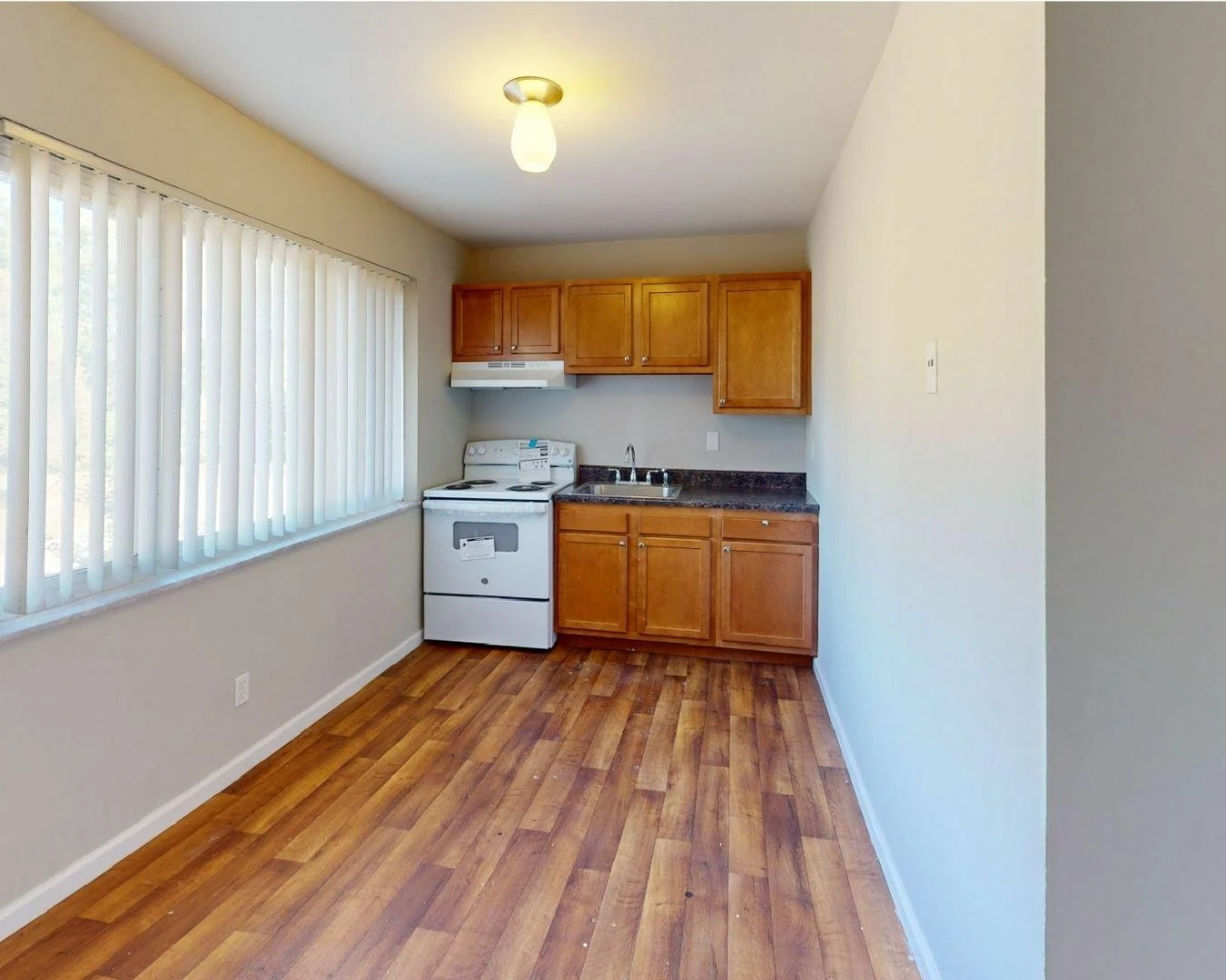 32 Units In Florissant 4-16 Bruce Dr. 
