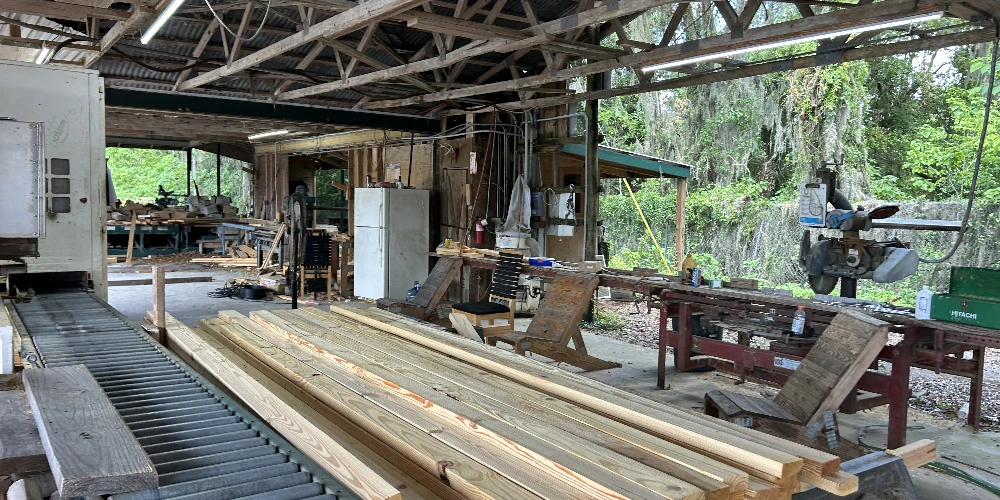 Materials/Lumber Facility on 5.6 Acres