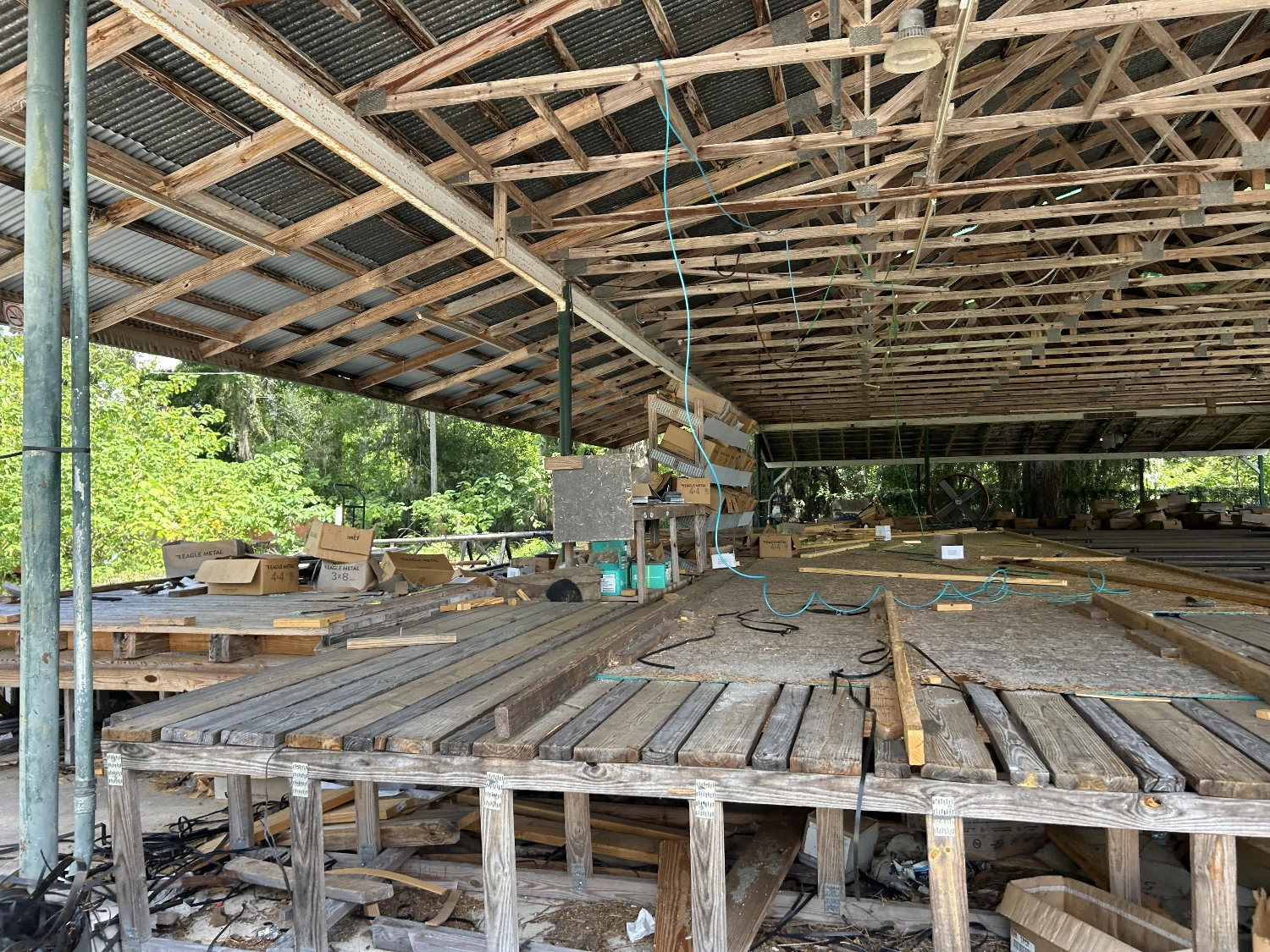 Materials/Lumber Facility on 5.6 Acres